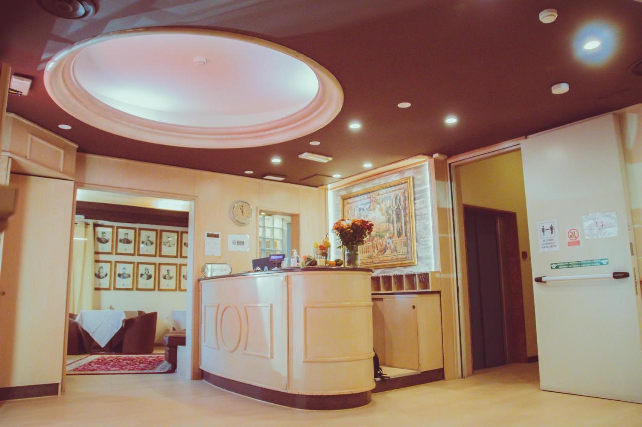 Laerte Palace Hotel โมลยาโน เวเนโต ภายนอก รูปภาพ