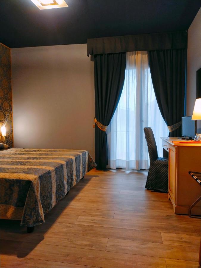 Laerte Palace Hotel โมลยาโน เวเนโต ภายนอก รูปภาพ